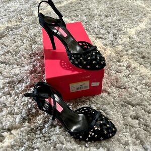 Betsey Johnson Jace Caged Heels in Black sz 5.5